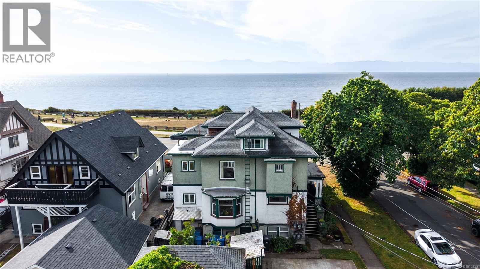 1124 Dallas Rd, Victoria, BC V8V 1B9