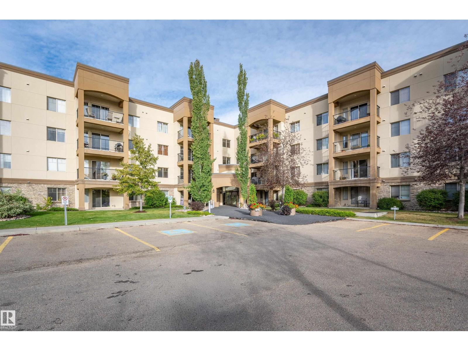 400 Palisades Way #311, Sherwood Park, AB T8H 0H4