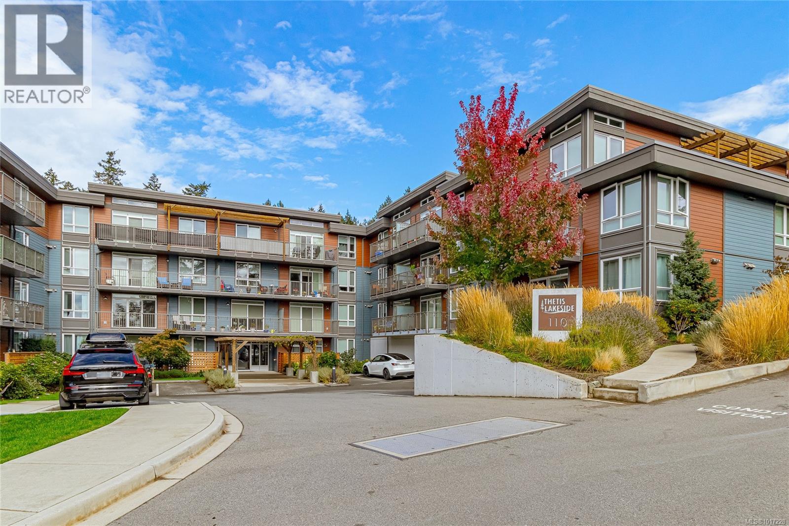 110 Presley Pl Unit 213 Pl, View Royal, BC V9B 0H5