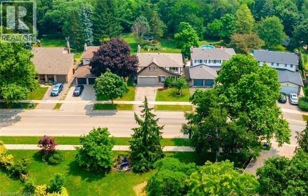 2445 Cavendish Dr, Burlington, ON L7P 3T7