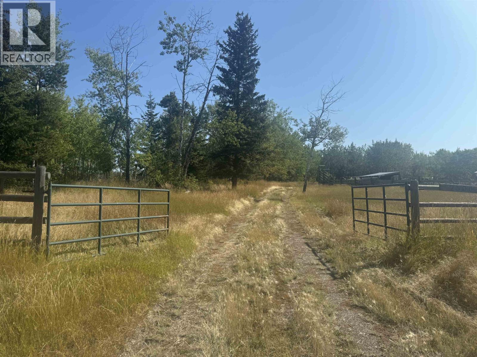 2500 Radio Range Rd, Williams Lake, BC V2G 5A3