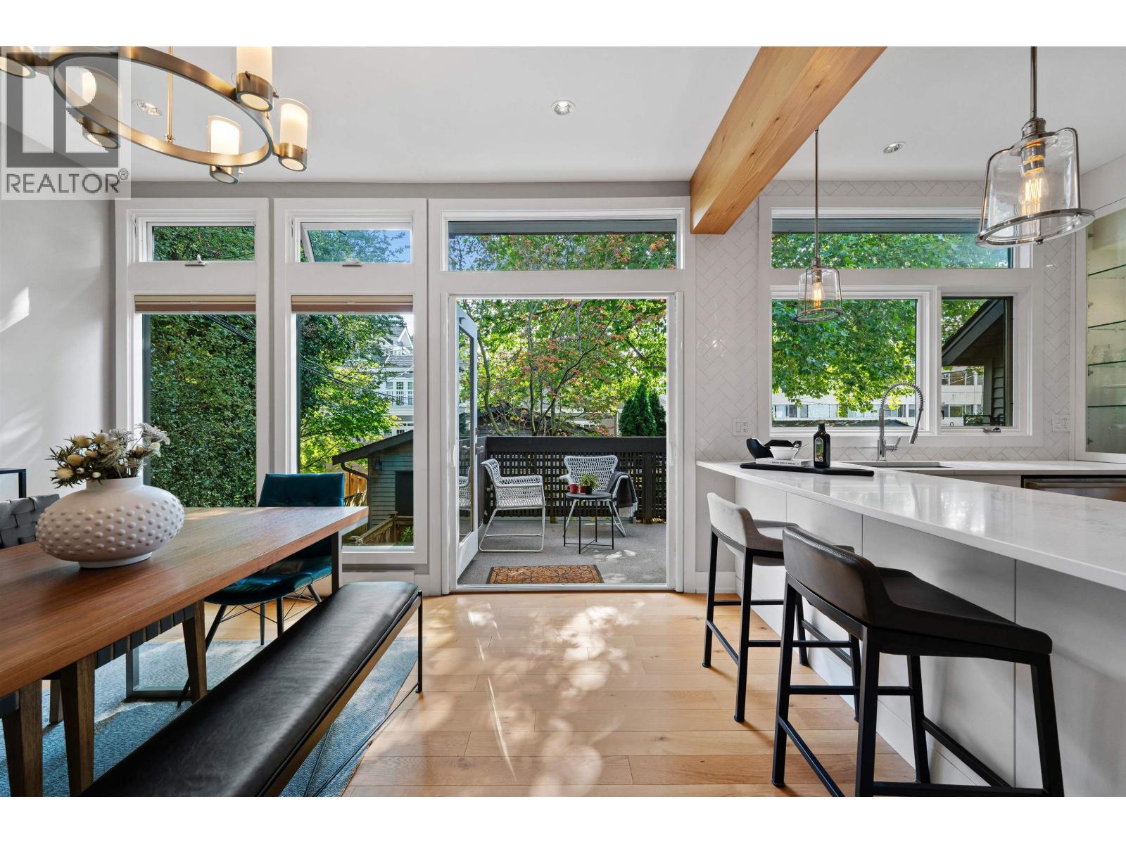 1866 W 15th Ave, Vancouver, BC V6J 2L1