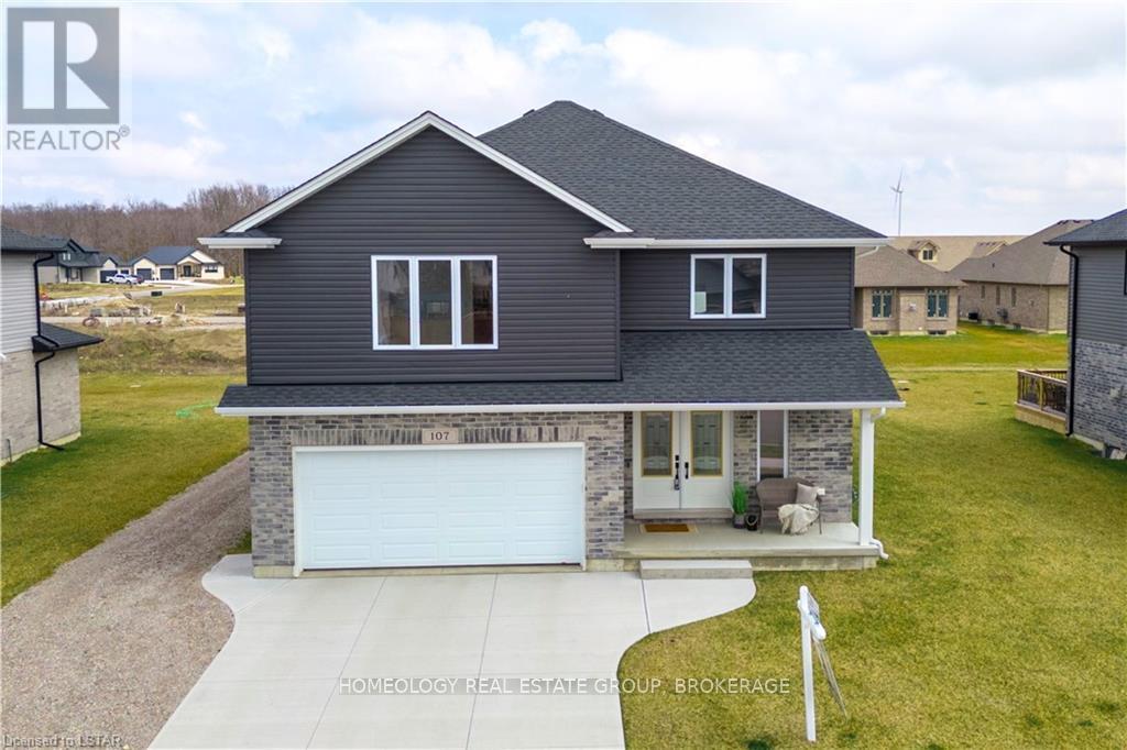 107 Phibbs St, Lambton Shores, ON N0N 1J0 MLS X8287012 Houseful