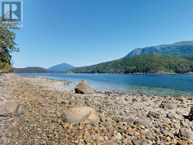 10826 Mariners Way, Powell River, BC