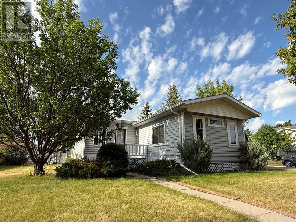 339 Cottonwood Dr, Vulcan, AB T0L 2B0