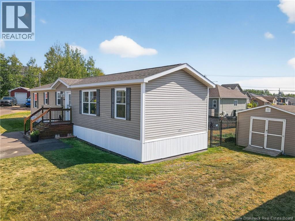 456 Nepisiguit Dr, Dieppe, NB E1A 0P6