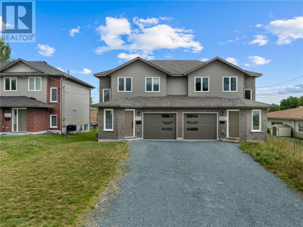 2925 Bancroft Dr, Sudbury, ON P3B 1T8