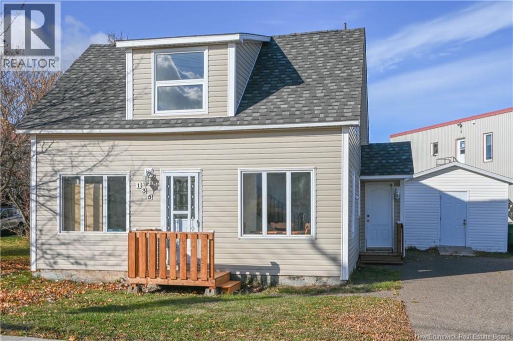 135 Degrce, Shippagan, NB E8S 1H3