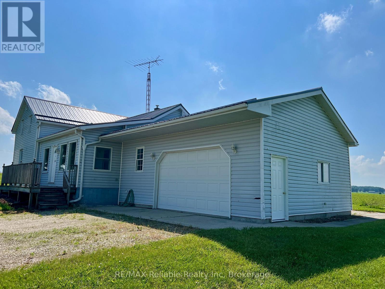 39376 Reid Rd, North Huron, ON N0G 2W0
