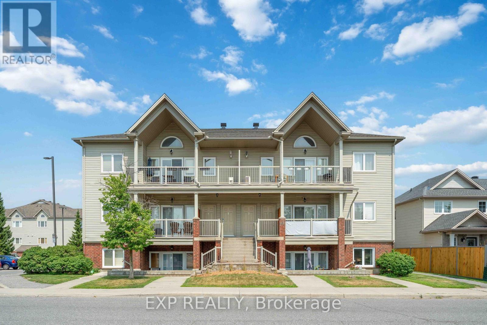 231 Crestway Drive #b, Ottawa, ON K2G 7C5