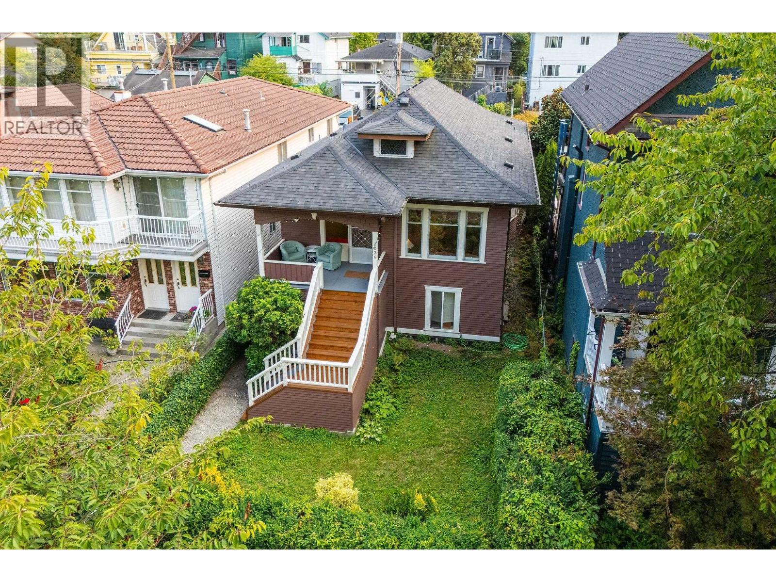 1036 E 10th Ave, Vancouver, BC V5T 2B5