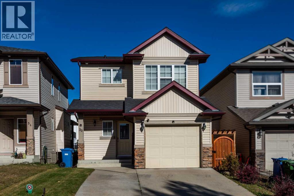 30 Everoak Gdns SW, Calgary, AB T2Y 0E2
