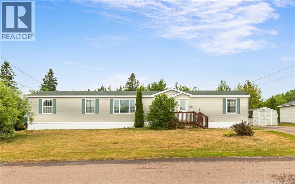 208 Nepisiguit Dr, Dieppe, NB E1A 7N1