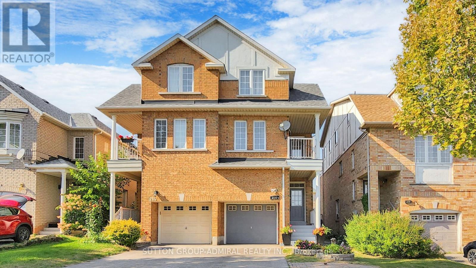 216 Maple Sugar Ln, Vaughan, ON L4J 9A8