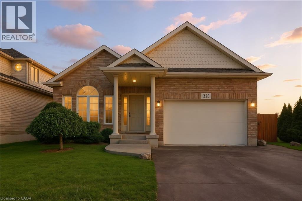 320 Winterberry Blvd, Thorold, ON L2V 5E6
