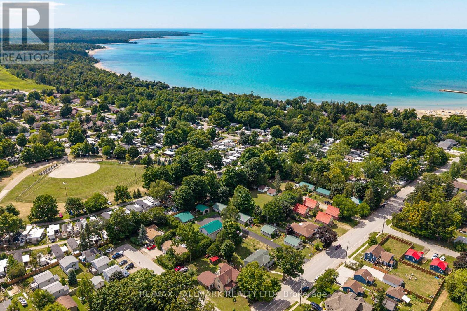 356 Green St, Saugeen Shores, ON N0H 2C0