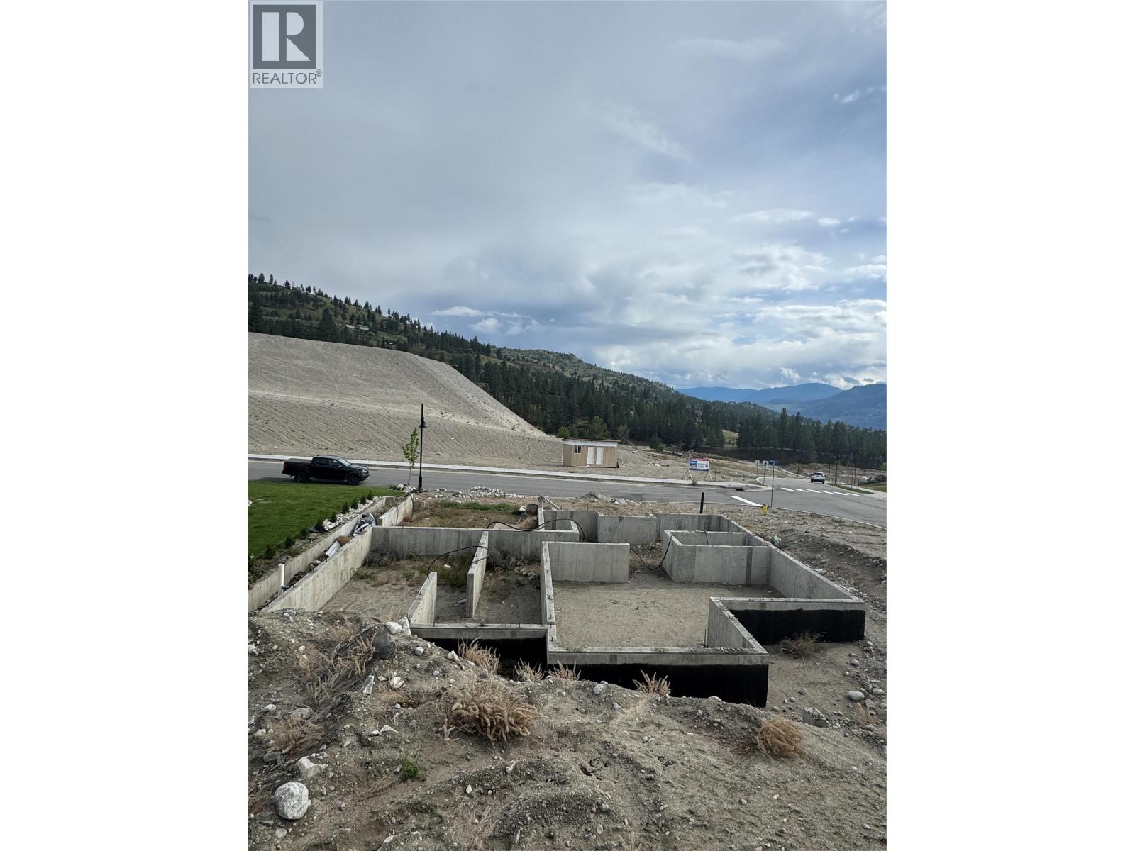 1129 Antler Dr, Penticton, BC V2A 0J8