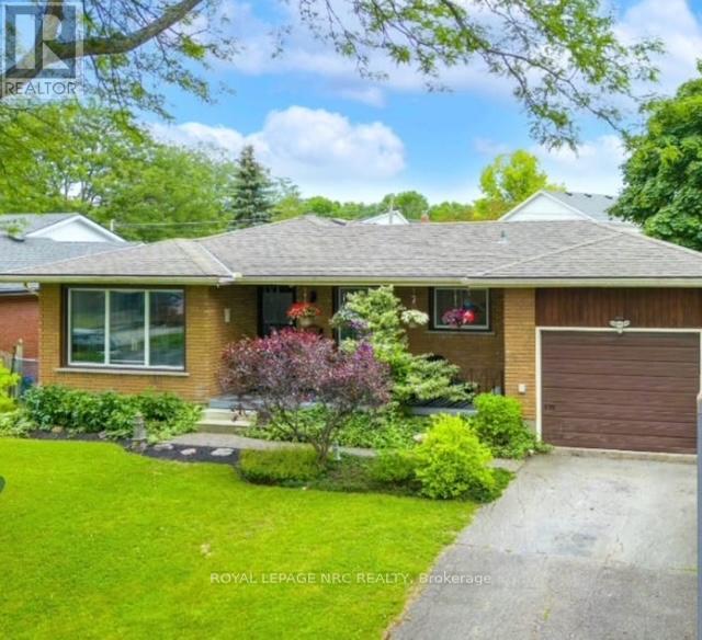 3190 Cattell Dr, Niagara Falls, ON L2G 6M9