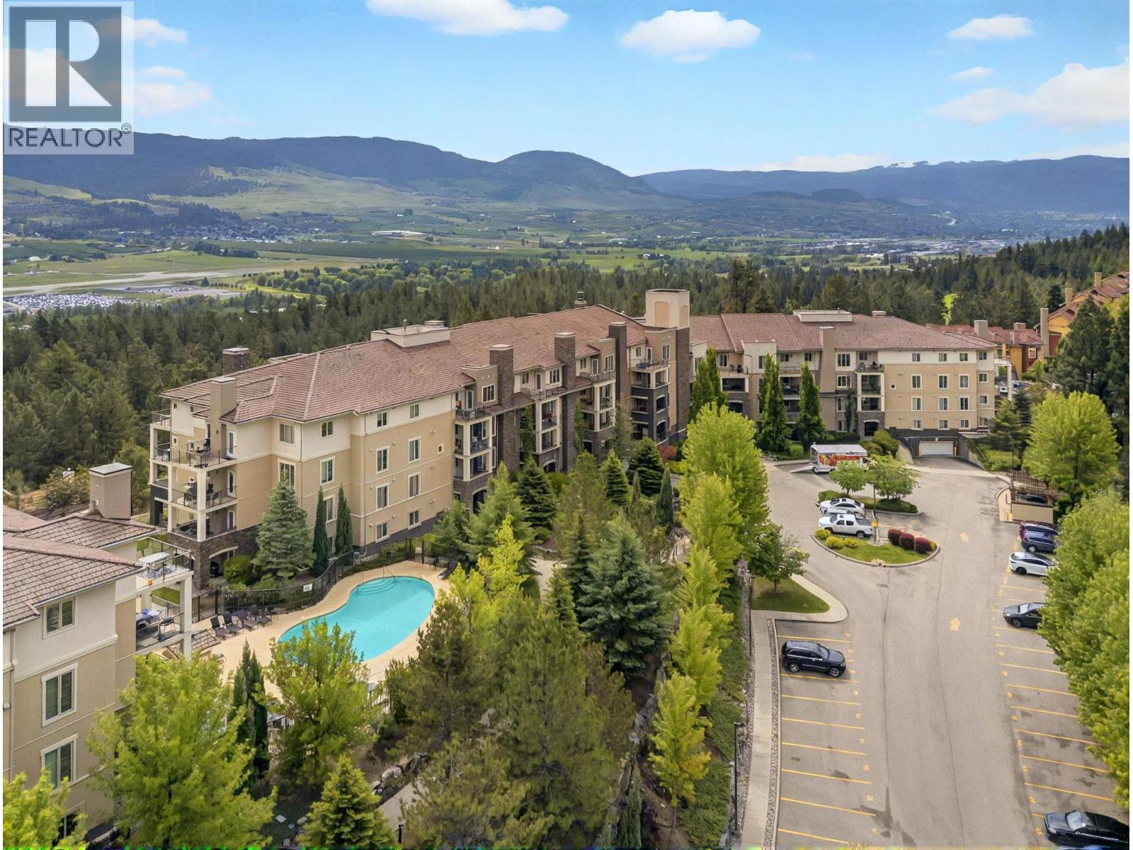 1873 Country Club Drive Unit 2206, Kelowna, BC V1V 2W6