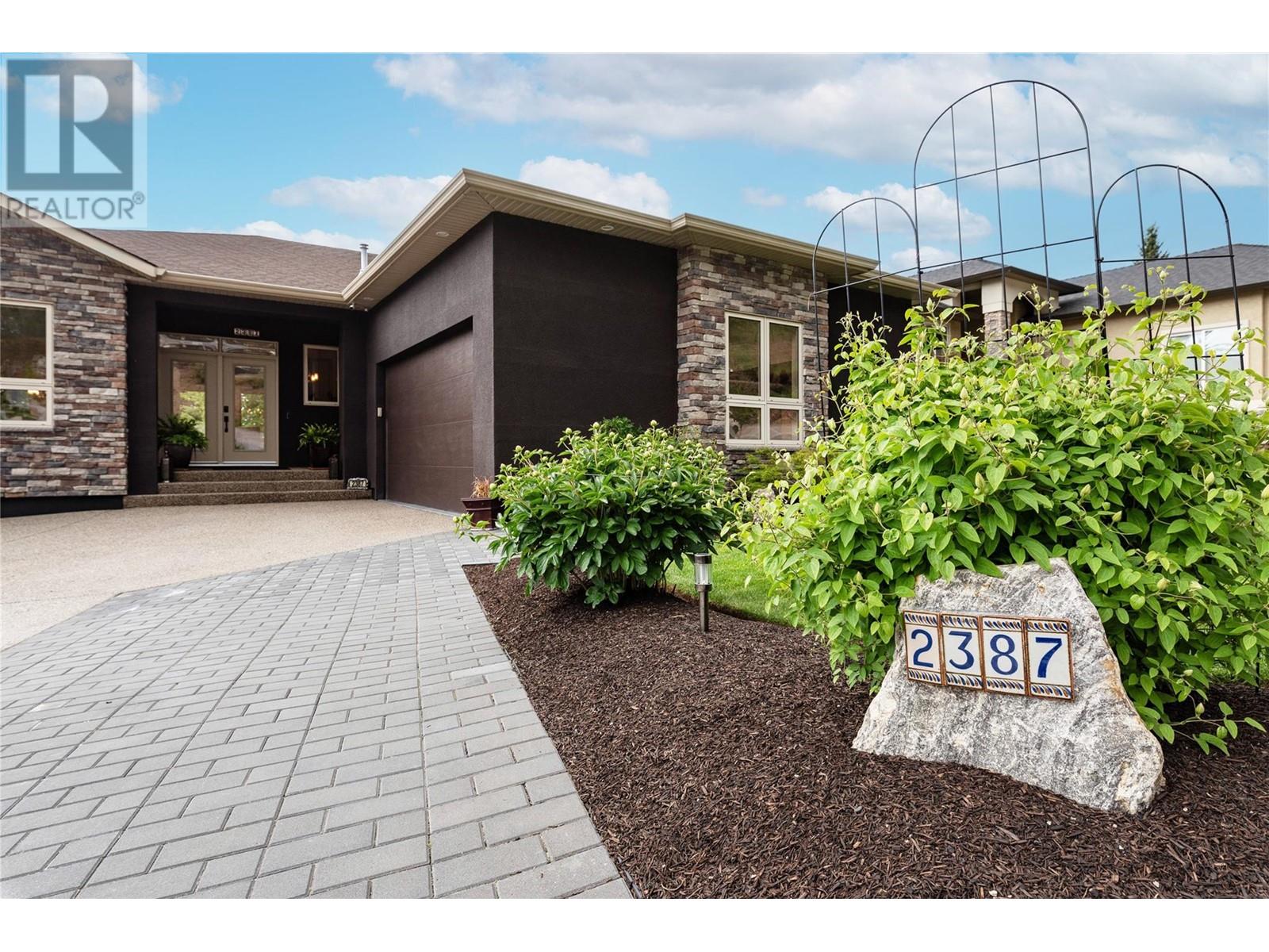 2387 Tallus Ridge Dr, West Kelowna, BC V4T 3A6