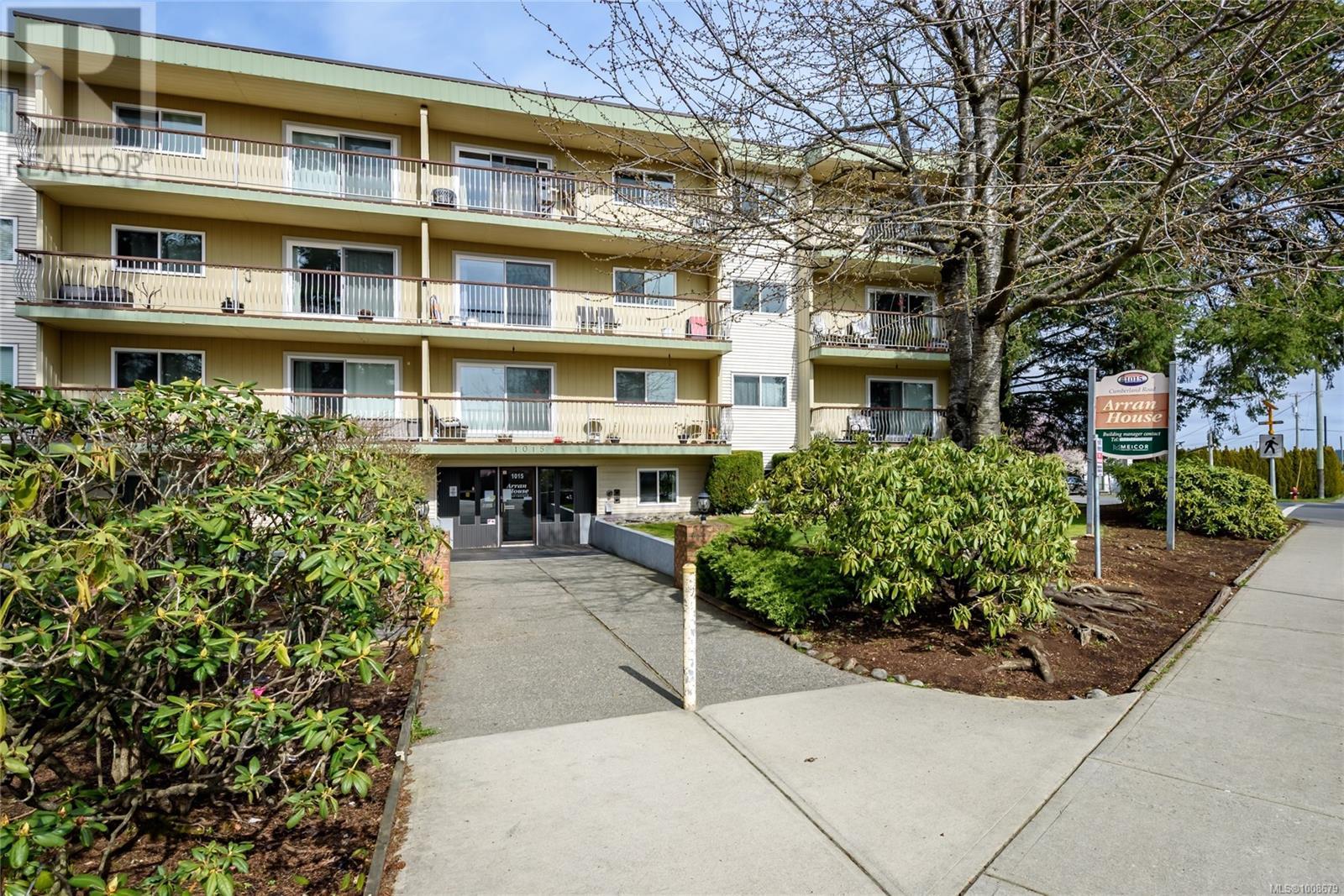 1015 Cumberland Rd Unit 212 Rd, Courtenay, BC V9N 2E7