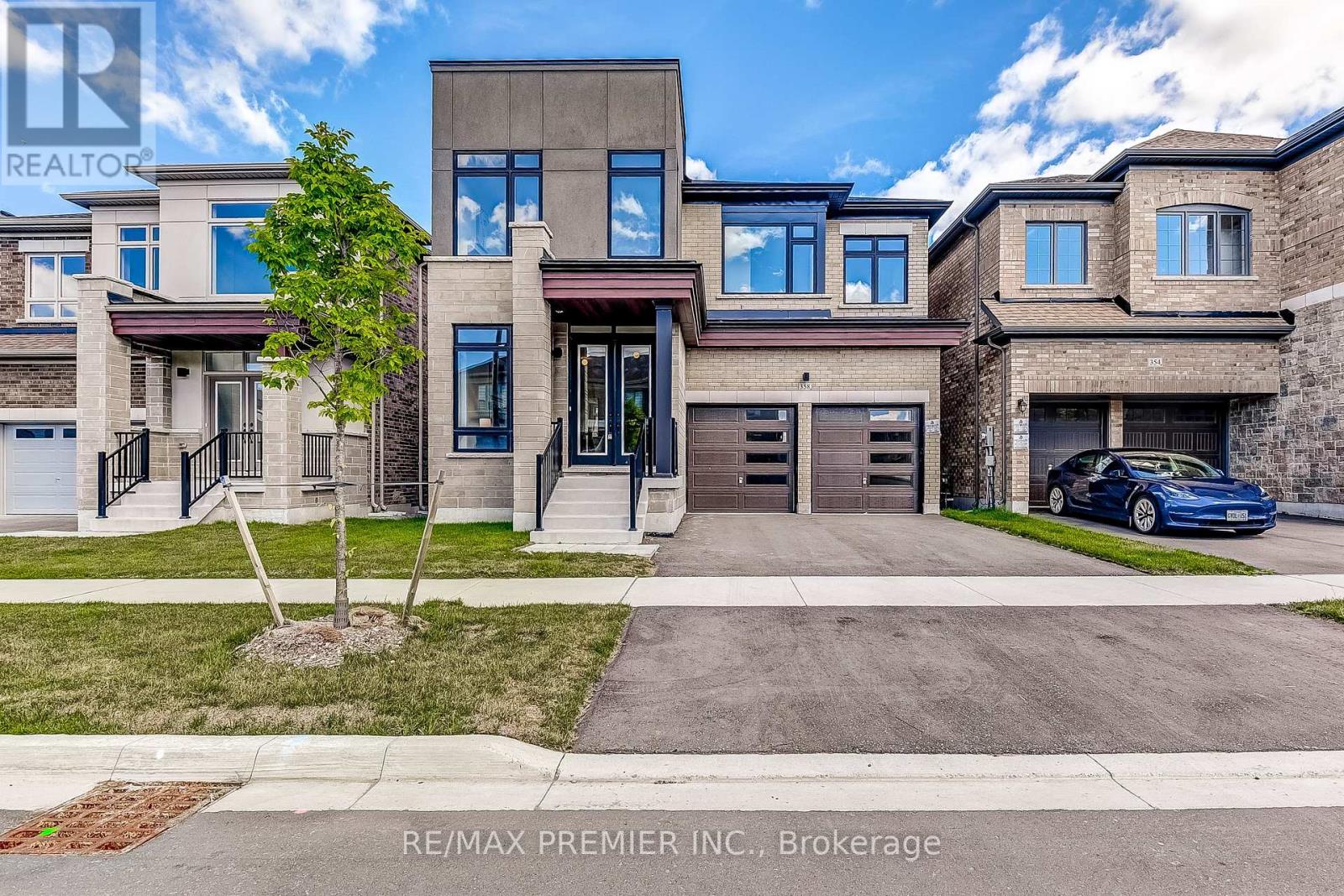 358 Boundary Blvd, Whitchurch-stouffville Stouffville, ON L4A 5E2