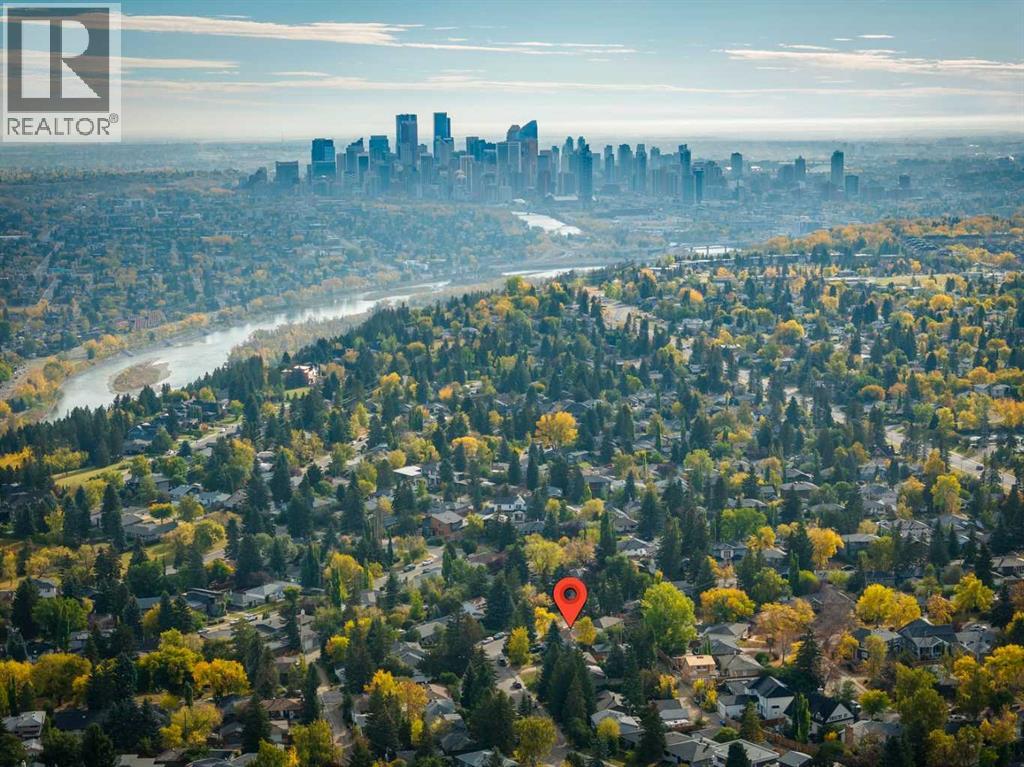 111 Wimbledon Cres SW, Calgary, AB T3C 3J2