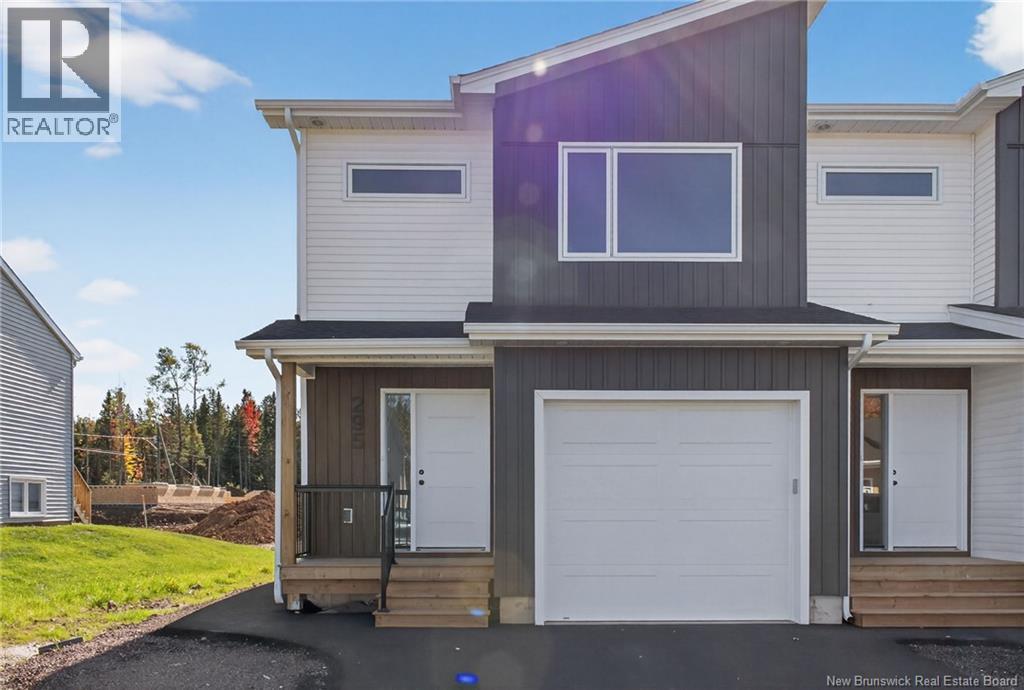 295 Elsliger St, Dieppe, NB E1H 2B9