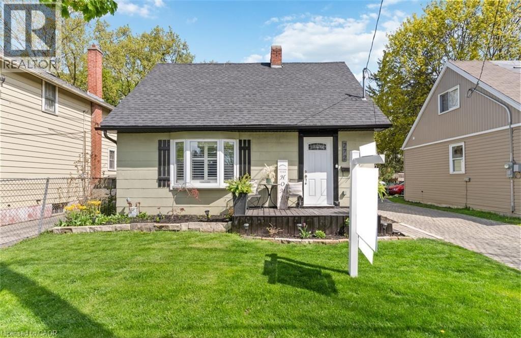 272 Grey St, Brantford, ON N3S 4W8