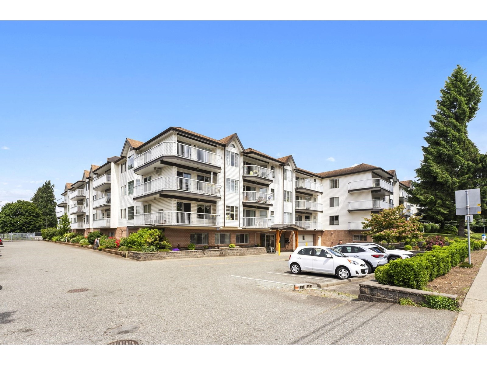 33535 King Road Unit 315, Abbotsford, BC V2S 6Z5