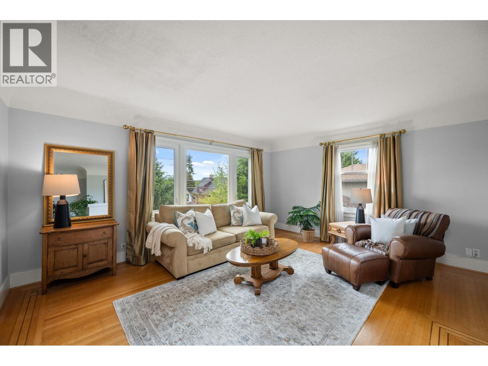 1509 Sixth Ave, New Westminster, BC V3M 2C5