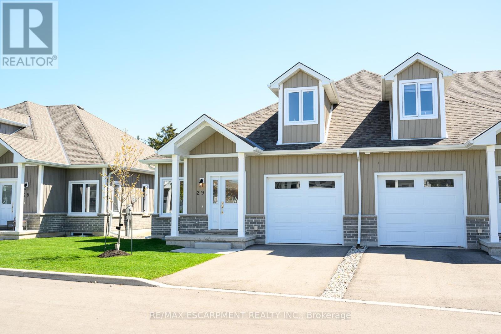 29 744 Nelson St, Norfolk Port Dover, ON N0A 1N0