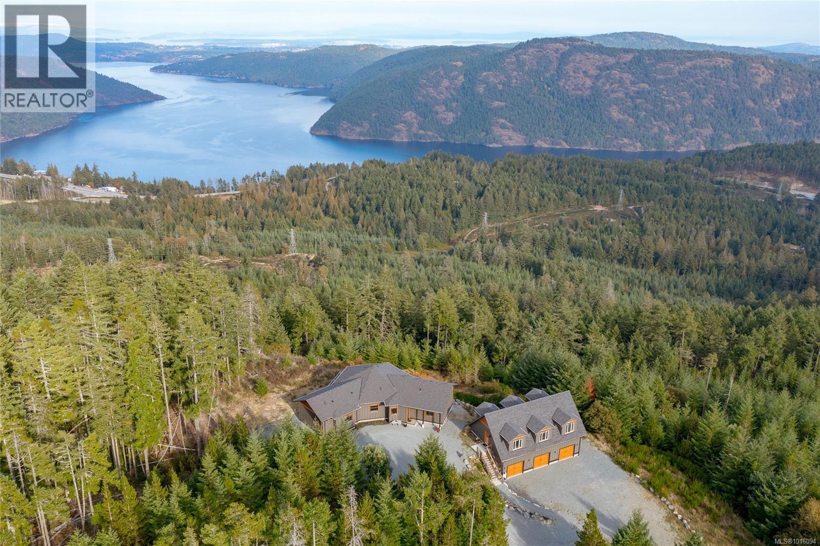 1490 Finlayson View Pl, Shawnigan Lake, BC V0R 2W3