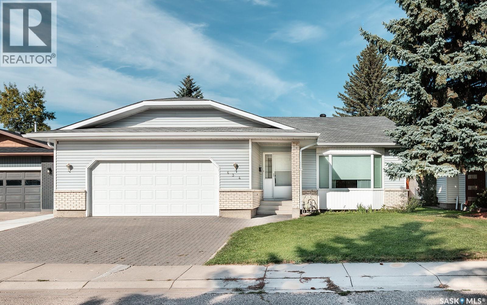 634 Nesslin Cres, Saskatoon, SK S7J 4V6