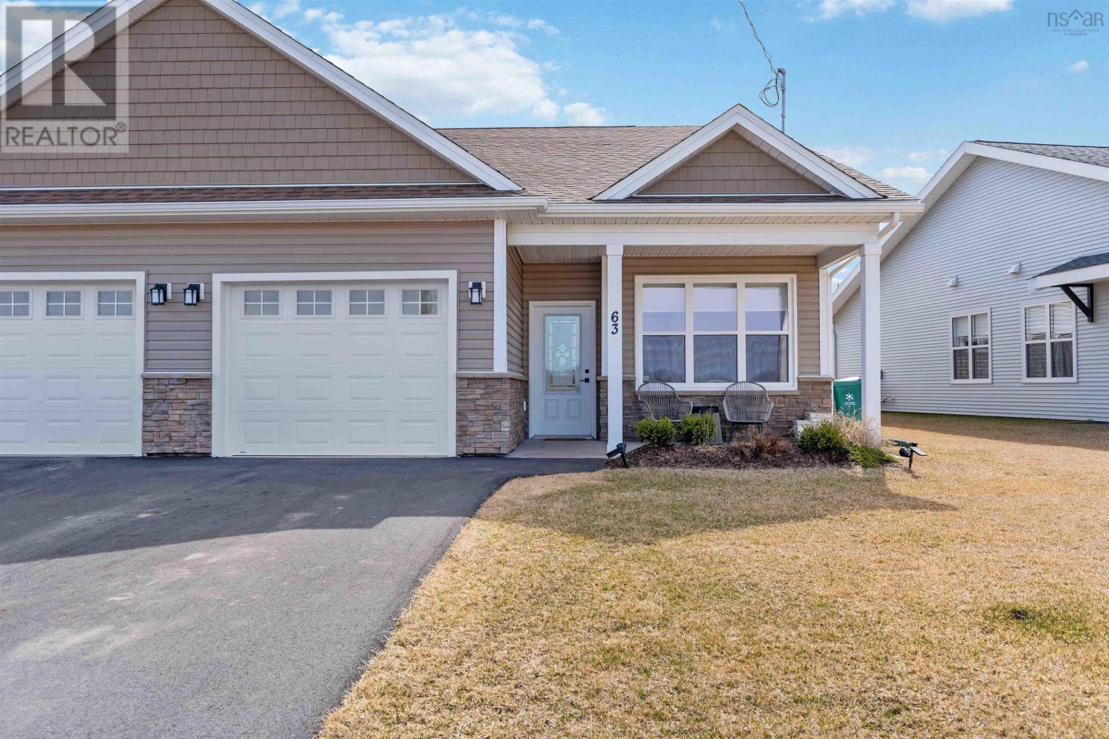 63 Thistle St, Falmouth, NS B0P 1L0