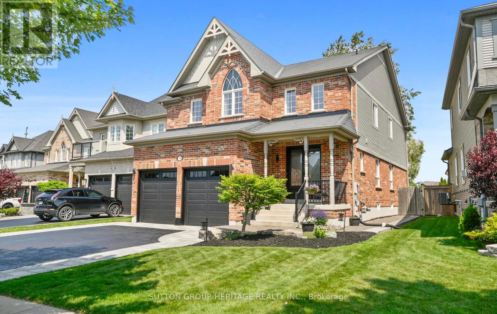 198 Honeyman Dr, Clarington, ON L1C 4Z4