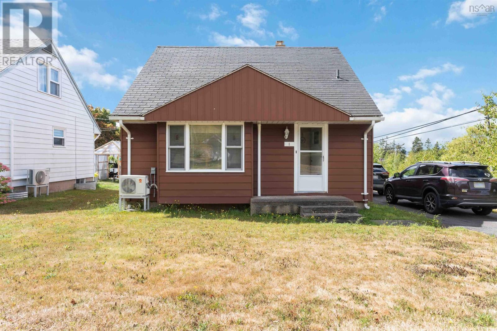1 Hillside Dr, Cornwallis Park, NS B0S 1H0