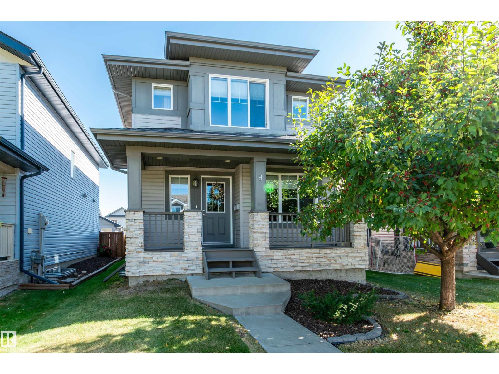 9 Dickens St, Fort Saskatchewan, AB T8L 0N4