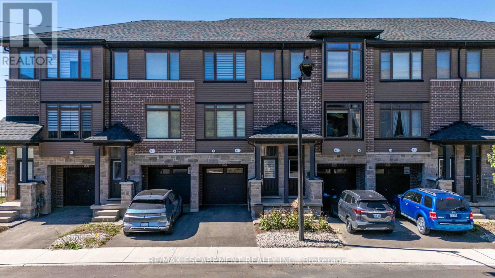 53 120 Court Dr, Brant Paris, ON N3L 0N2
