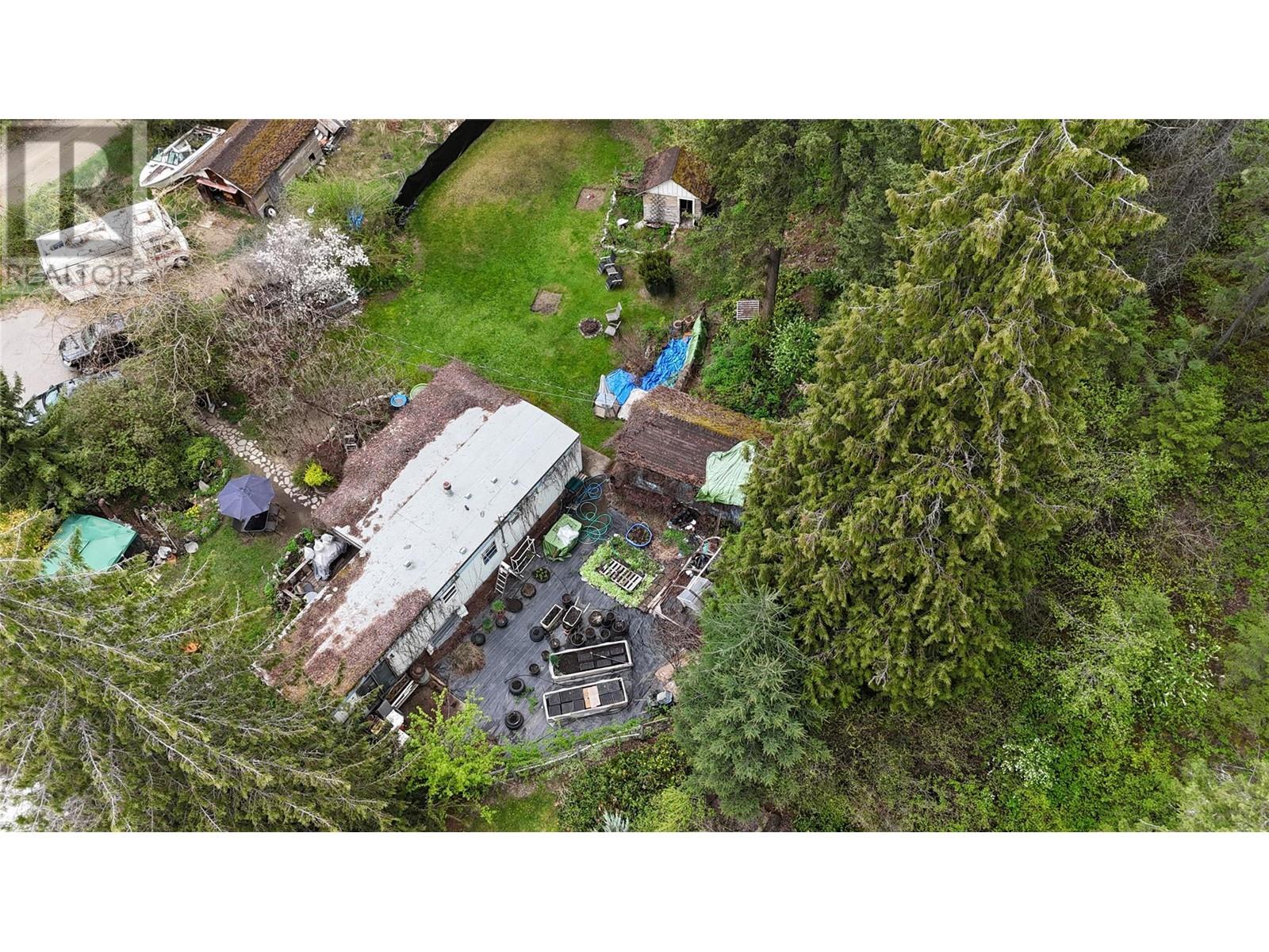 1680 Chandler Rd, Christina Lake, BC V0H 1E0