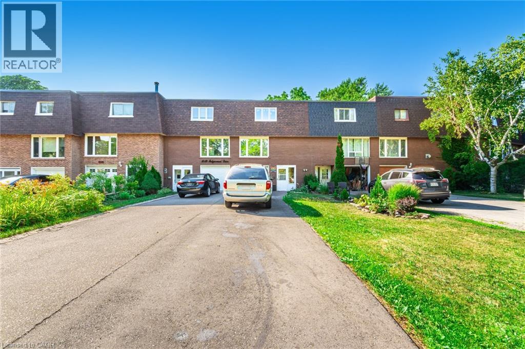 1021 Falgarwood Dr, Oakville, ON L6H 1N7