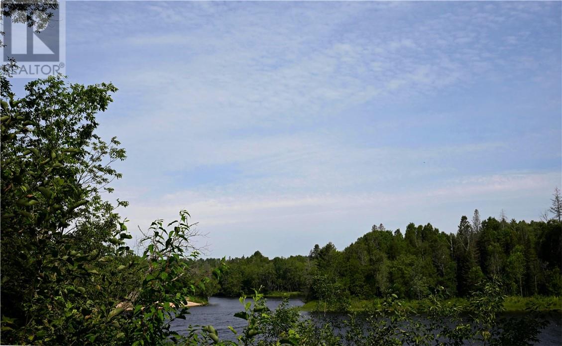 137 Lee Valley Rd, Sables-Spanish Rivers, ON P0P 1P0