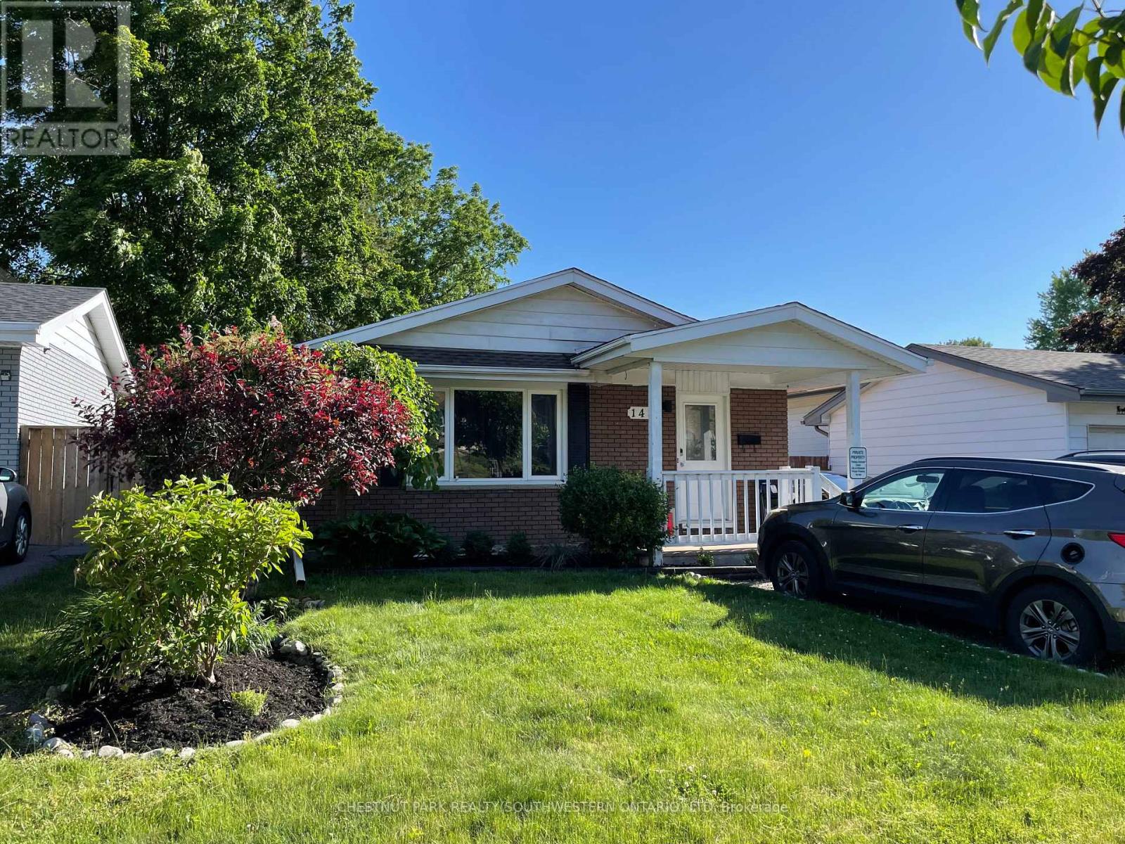 148 Green Valley Dr, Kitchener, ON N2P 1C4