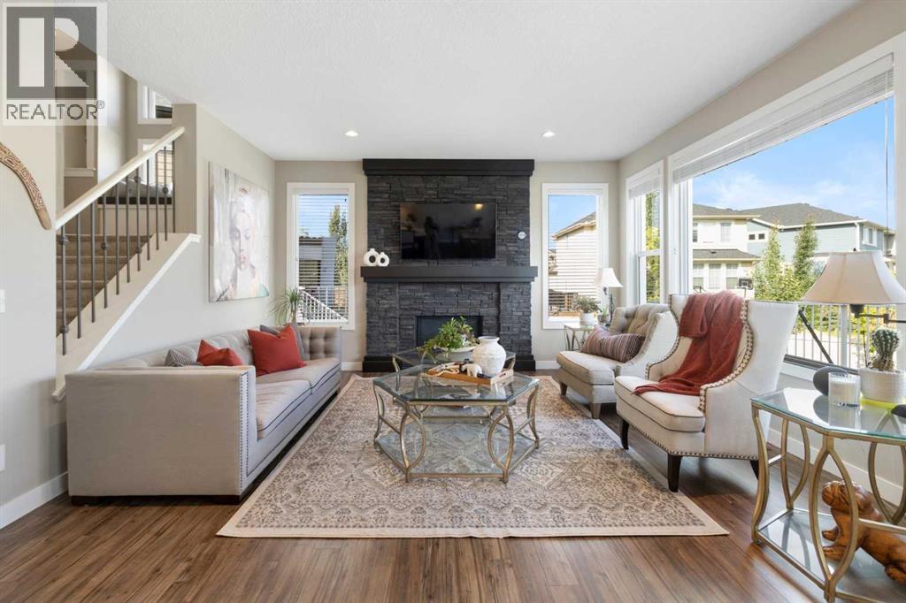 33 Silverado Crest Bay SW, Calgary, AB T2X 2B3