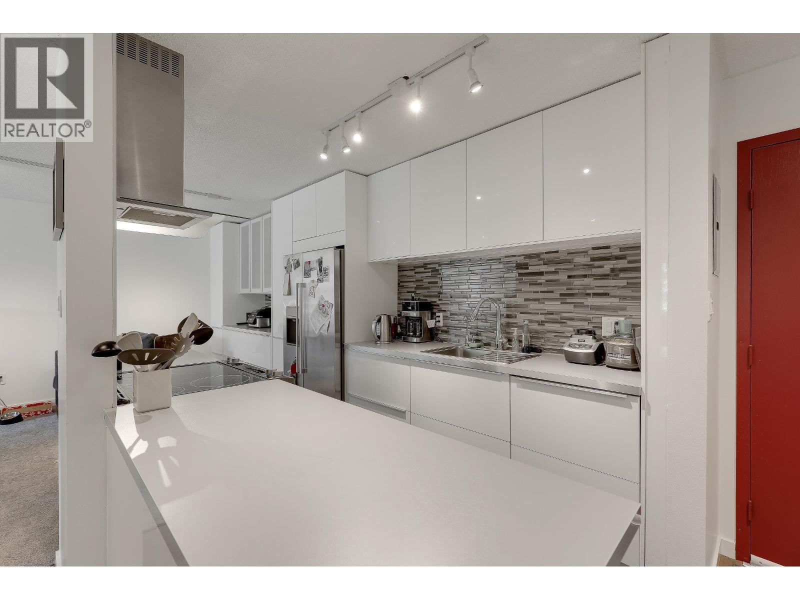 250 W 1st Street Unit 503, North Vancouver, BC V7M 1B4