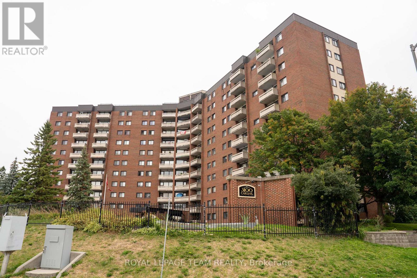 118 3100 Carling Ave, Ottawa, ON K2B 6J6