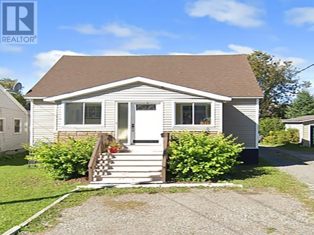 317 Moody St, Sault Ste. Marie, ON P6C 3Z9