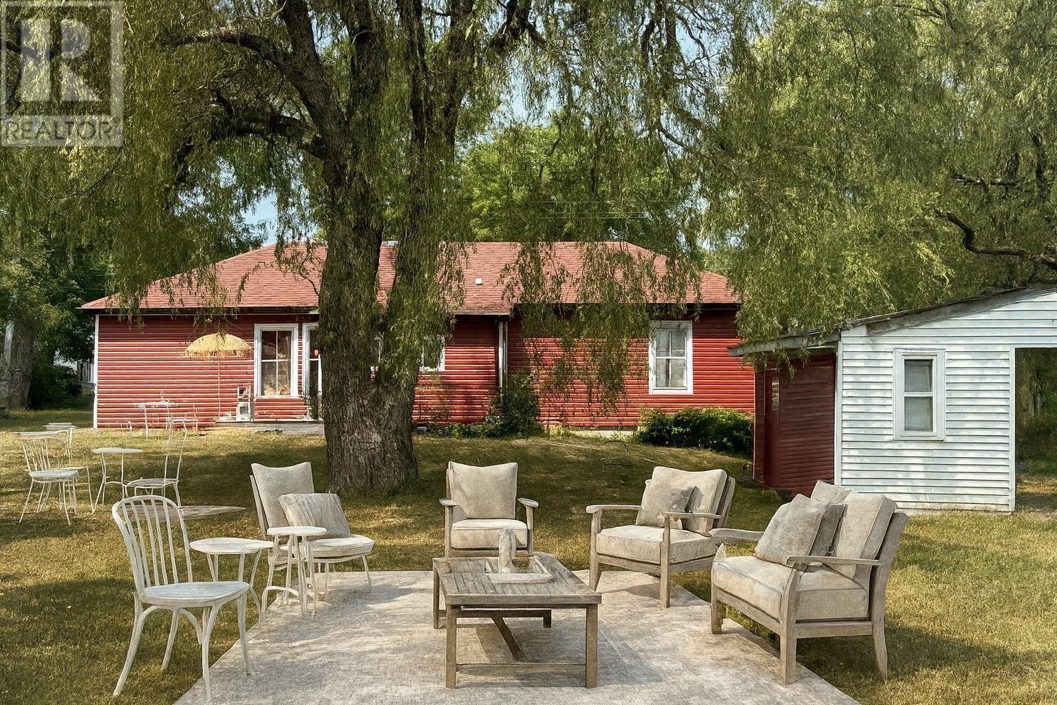 9773 Highway 8, Caledonia, NS B0T 1H0