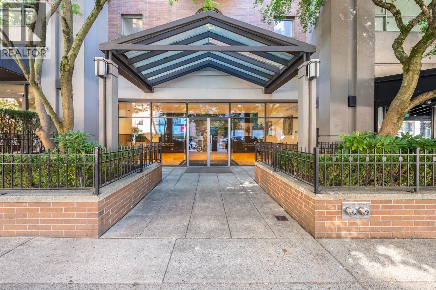 1188 Howe Street Unit 1504, Vancouver, BC V6Z 2S8