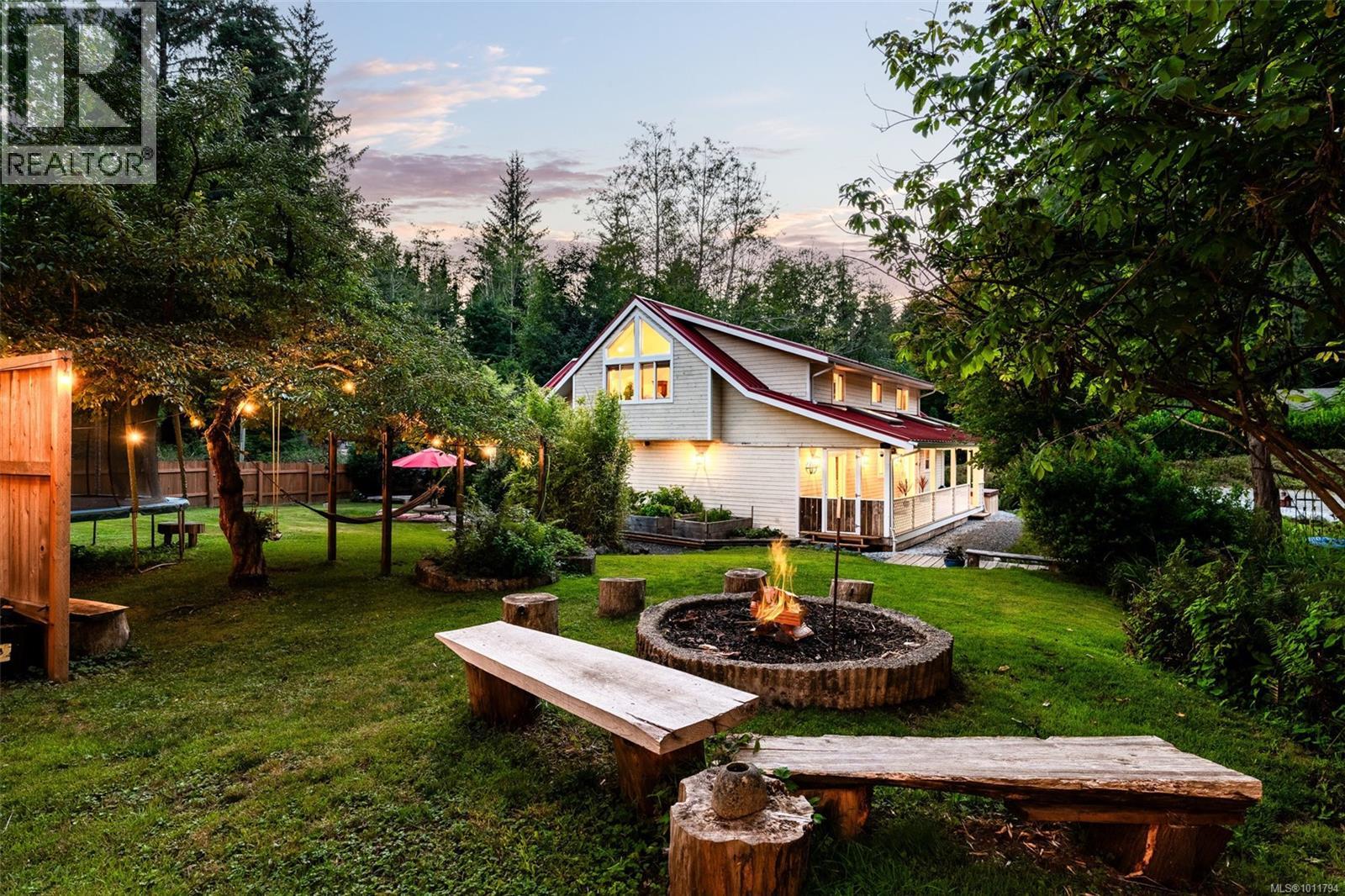 2845 Woodhaven Rd, Sooke, BC V9Z 1G6